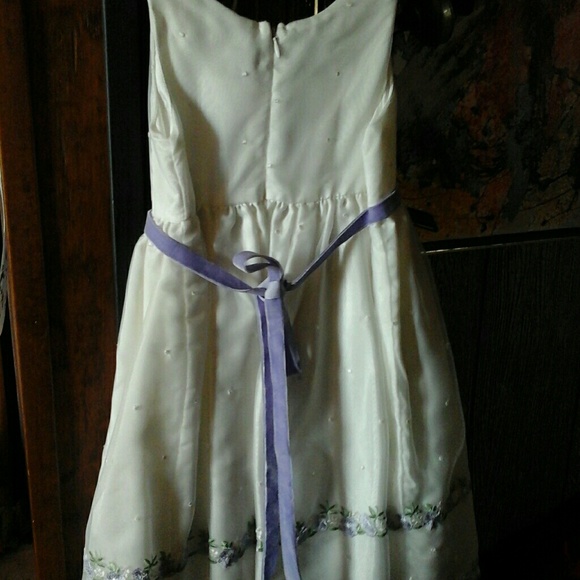 Spring/Easter dress - Picture 2 of 5